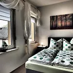 بيت للعطل Weincafe Korkenzieher