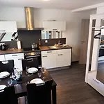 Nyaraló Weincafe Korkenzieher Briedel