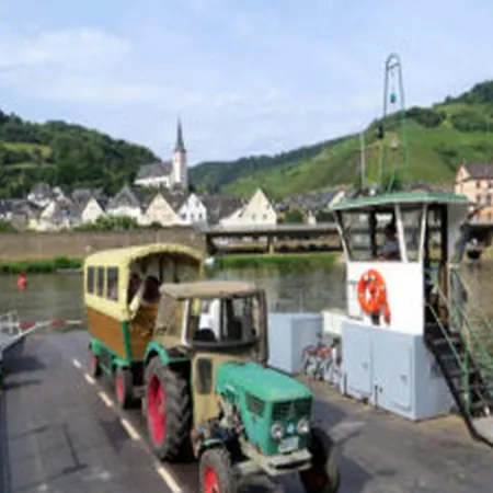 Weincafe Korkenzieher Holiday home Briedel