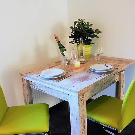 Weincafe Korkenzieher 브리에델