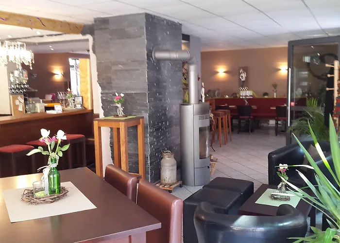 Weincafe Korkenzieher Holiday home Briedel